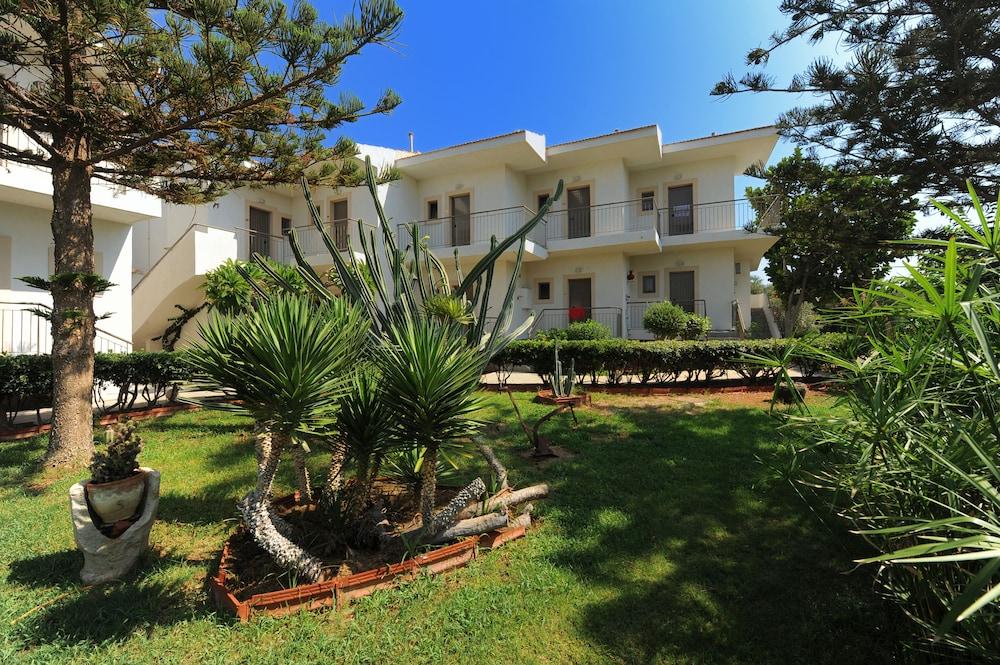 Oasis Beach Hotel - Adults Only Anissaras Eksteriør bilde