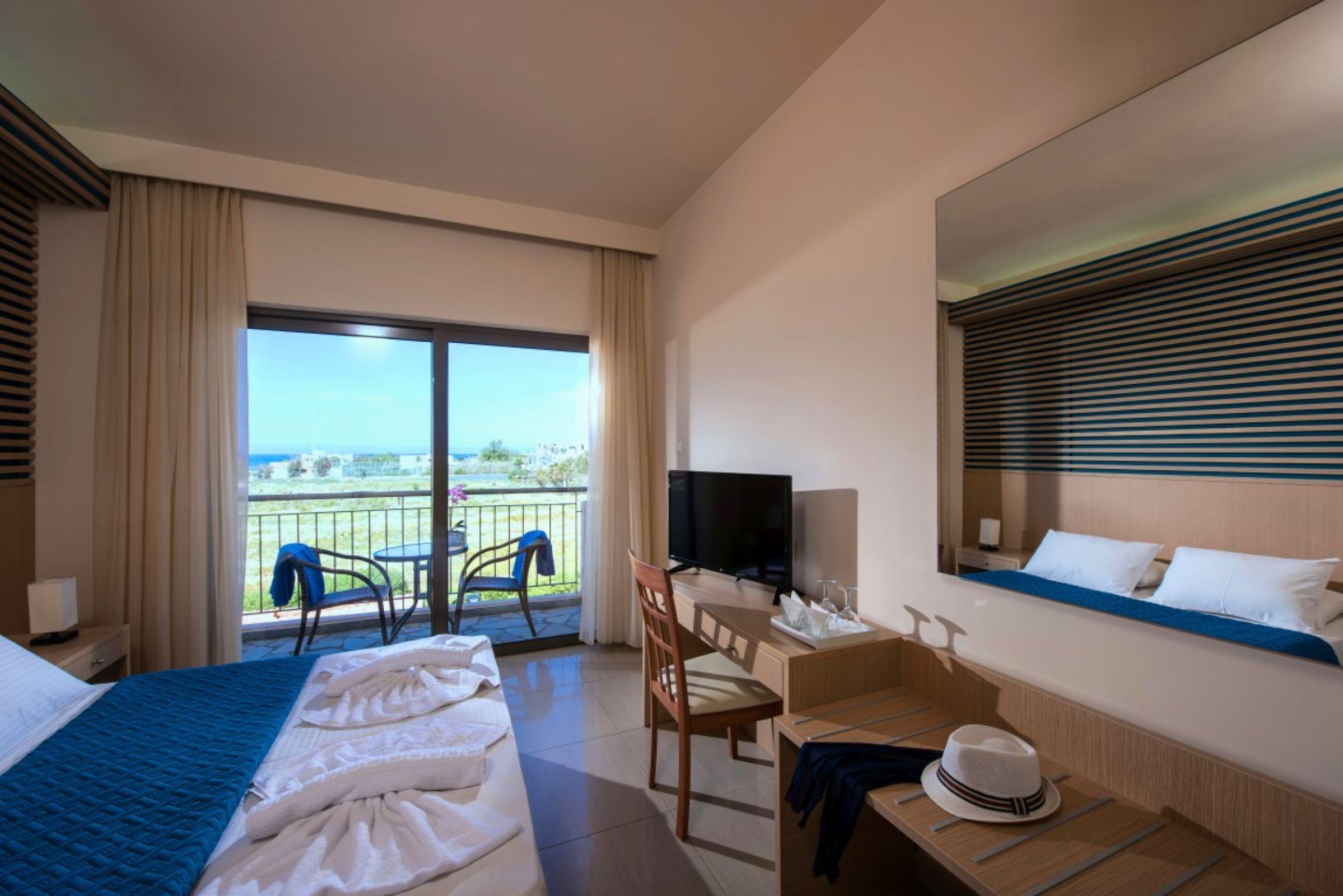 Oasis Beach Hotel - Adults Only Anissaras Eksteriør bilde