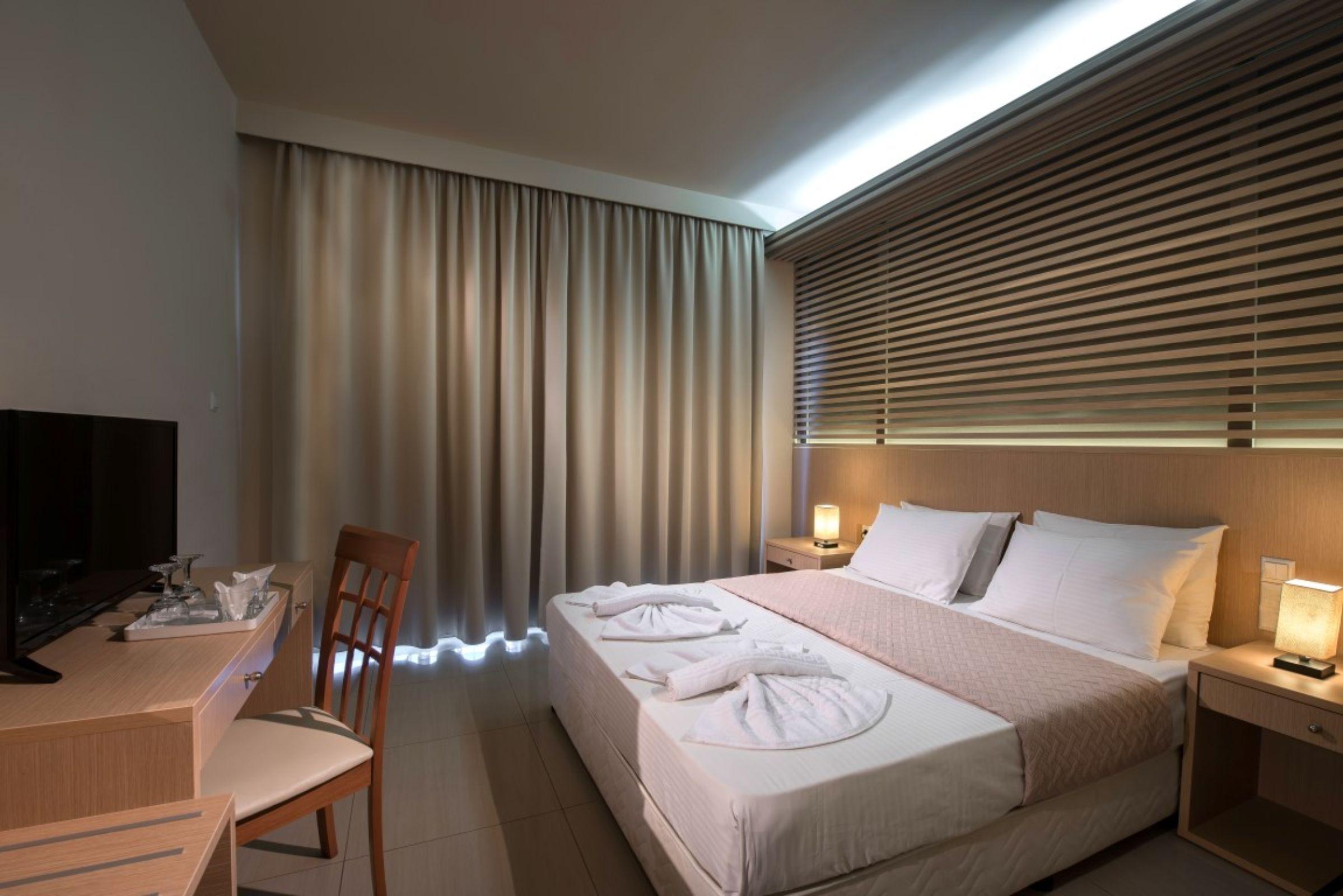 Oasis Beach Hotel - Adults Only Anissaras Eksteriør bilde