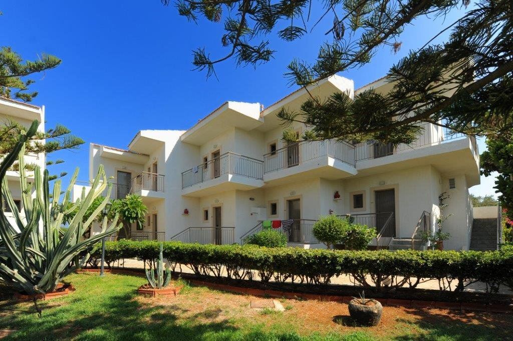 Oasis Beach Hotel - Adults Only Anissaras Eksteriør bilde